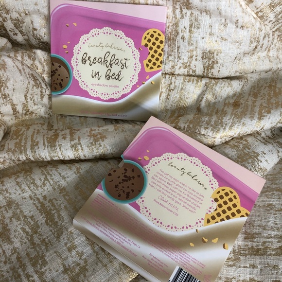 Breakfast in Bed Eyeshadow Palette EXTRA PIGMENT - Picture 5 of 11